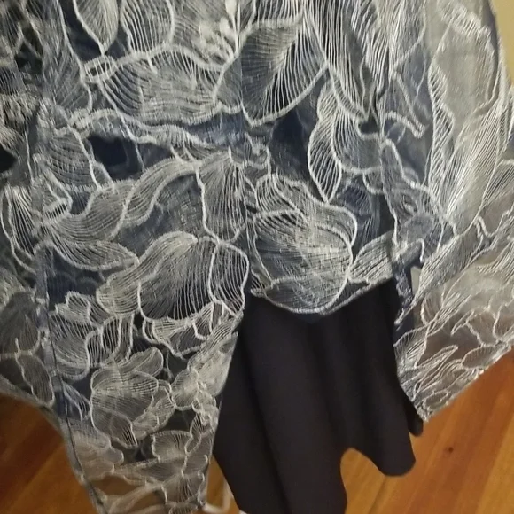 Stunning Tahari navy and white dress NWT - Picture 9 of 15